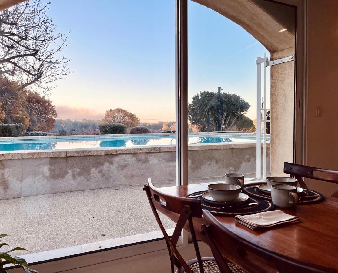 Domaine Amourella Aparthotel Lambesc Bagian luar foto