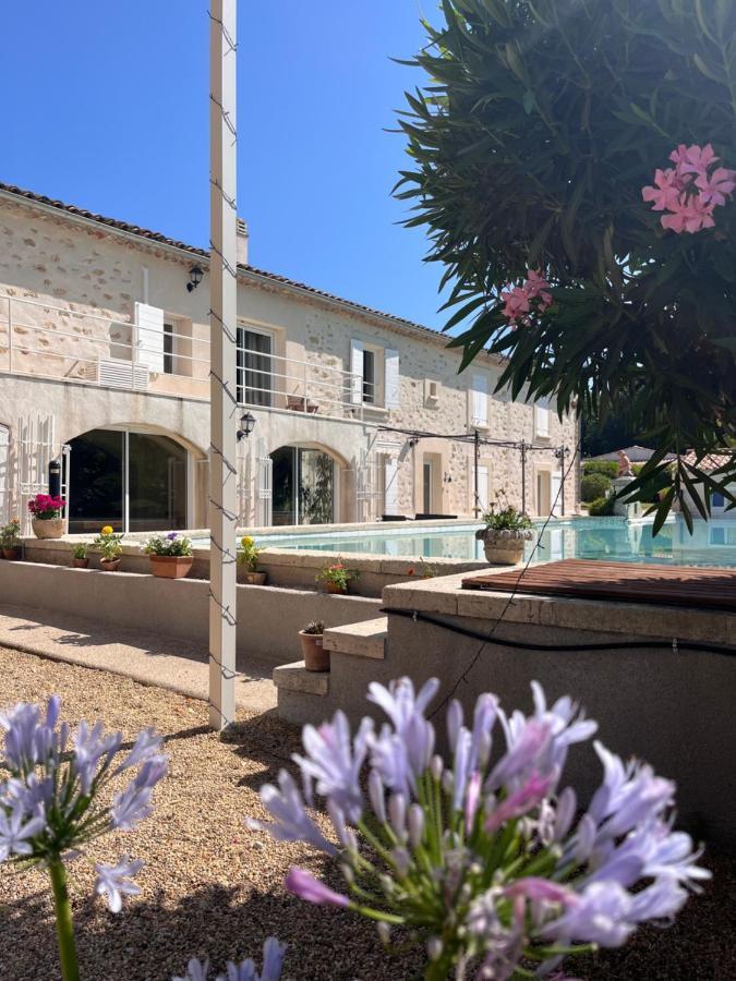 Domaine Amourella Aparthotel Lambesc Bagian luar foto