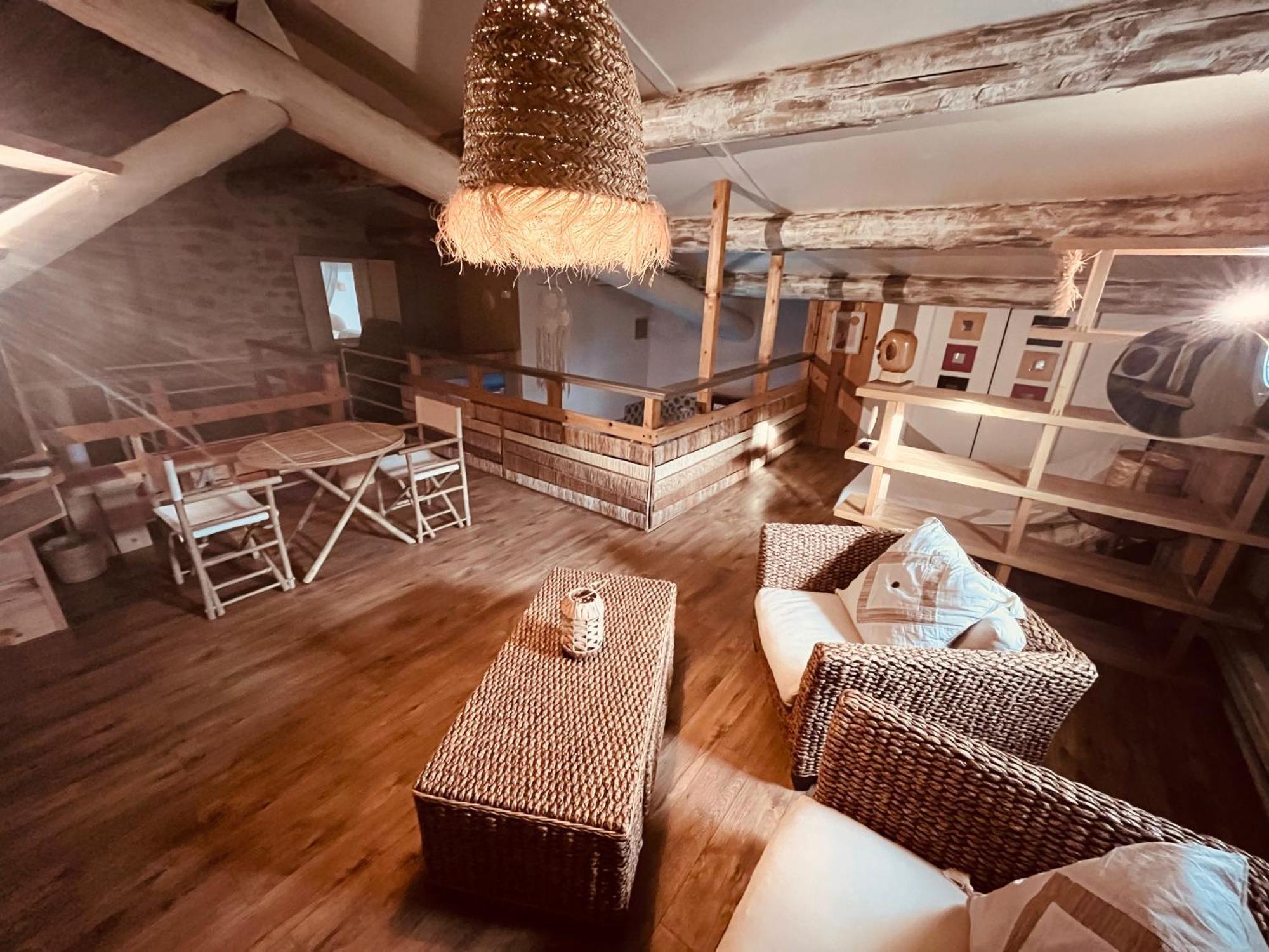 Domaine Amourella Aparthotel Lambesc Ruang foto